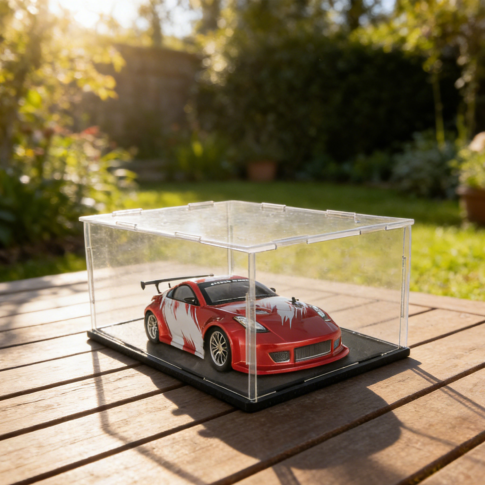 Przezroczysta, odporna na kurz – Display Case Acrylic recenzja i cena